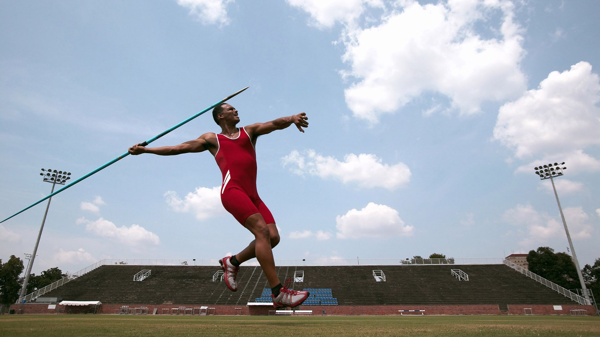 体育经济迎来黄金时代，赛事IP价值飙升，产业融合助推千亿市场