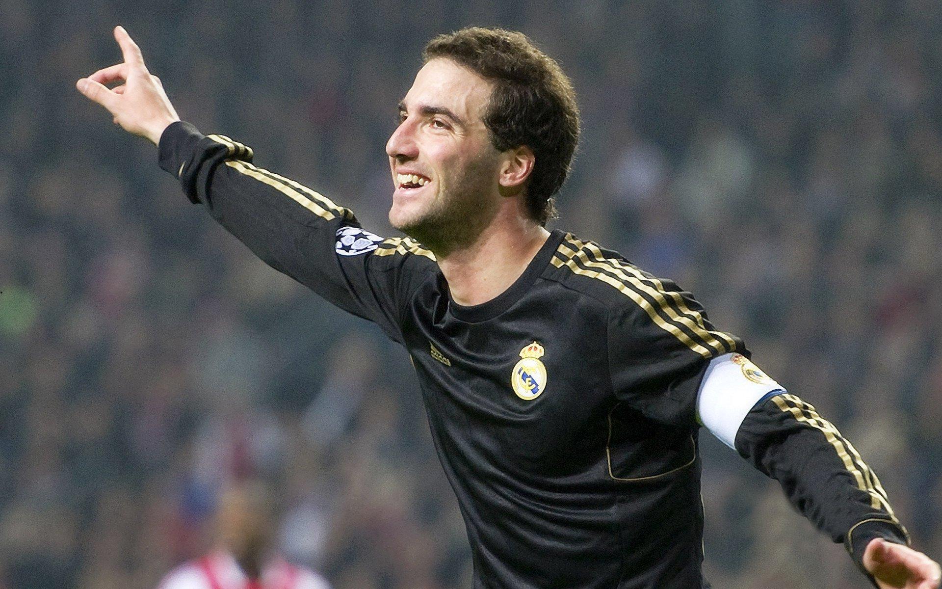 德媒独家，拜仁锁定格伊为夏窗首要目标，利物浦皇马加入争夺战